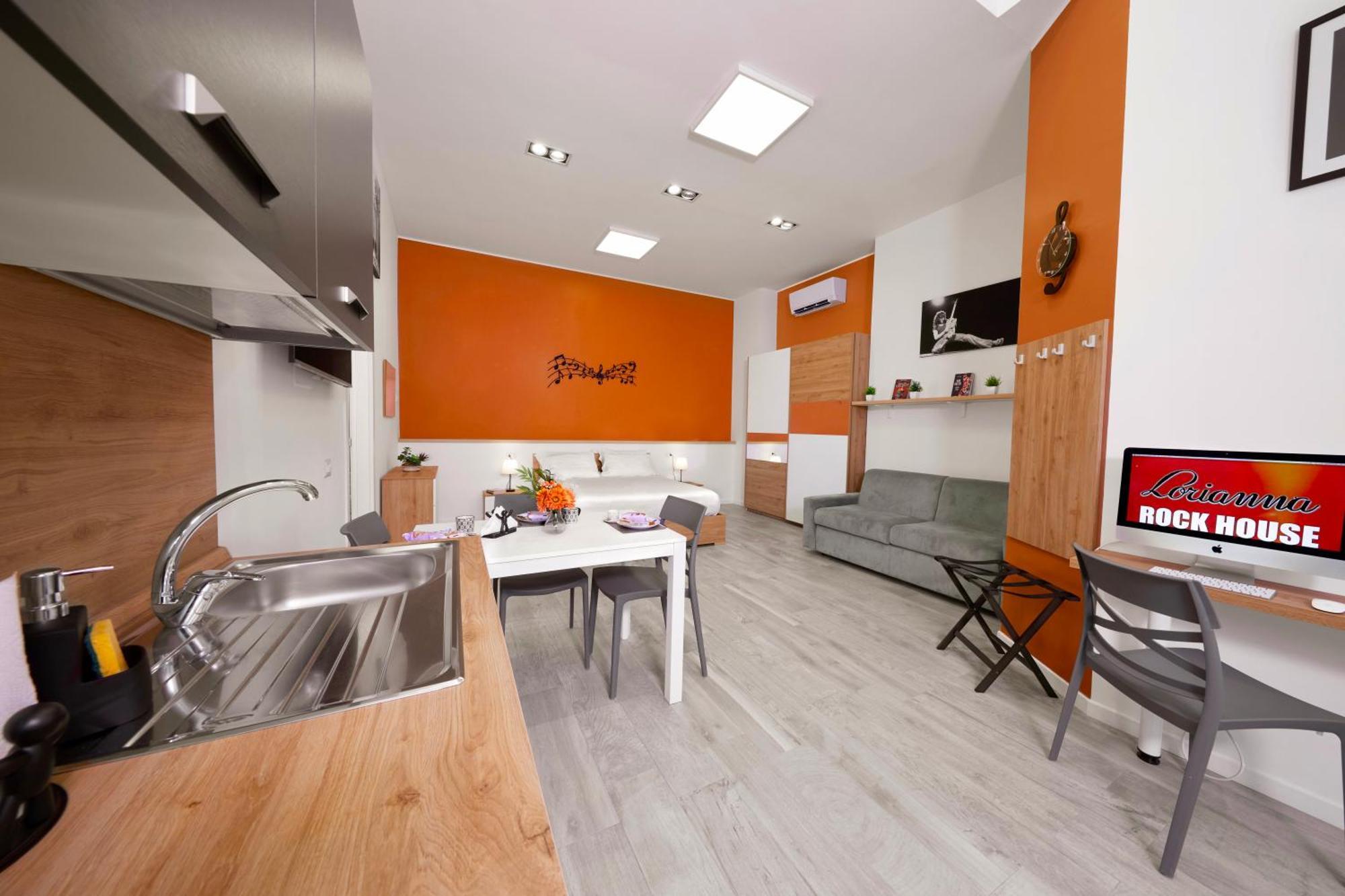 Lorianna Rock House Apartment Milan Exterior photo