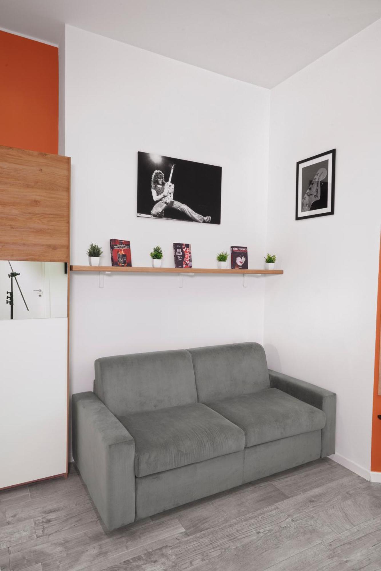 Lorianna Rock House Apartment Milan Exterior photo